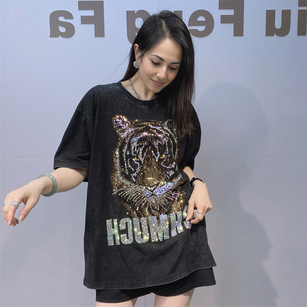 Women's Rhinestone Minnie Oversized T-Shirt - MATCHING MASTER