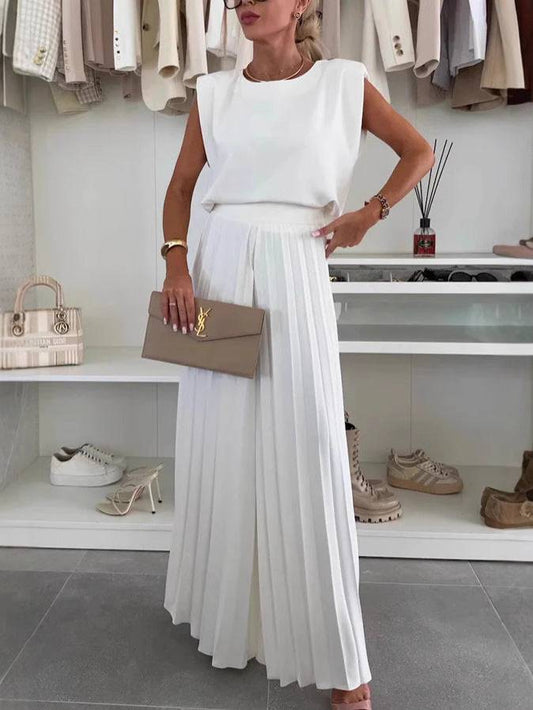 🇬🇧 Two-piece set with sleeveless top and round neckline and pleated wide-leg trousers😍 - MATCHING MASTER