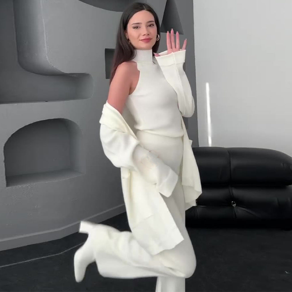 Ladies' solid color sleeveless turtleneck base sweater three piece suit - MATCHING MASTER