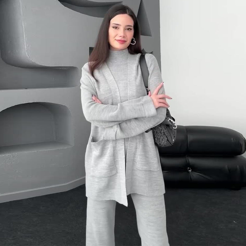 Ladies' solid color sleeveless turtleneck base sweater three piece suit - MATCHING MASTER