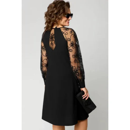 Lace Patchwork Dress with Long Sleeves and Round Neck
