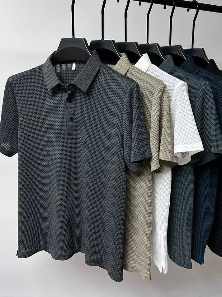 Men's t-shirt with an elegant silk texture