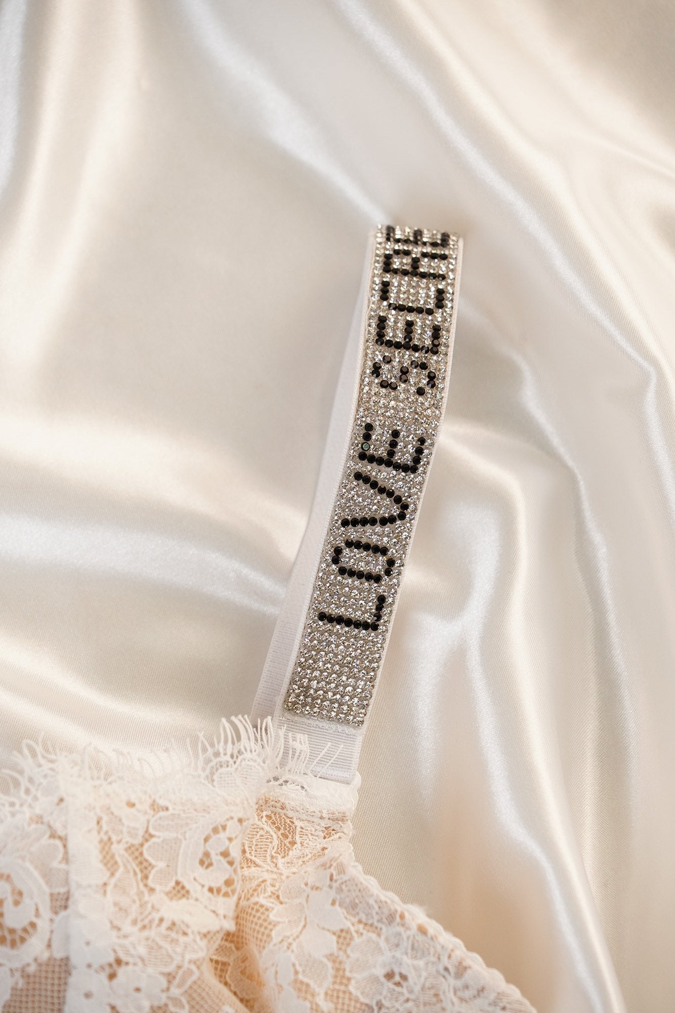 White Love Secret Lace-lined Bra Lingerie