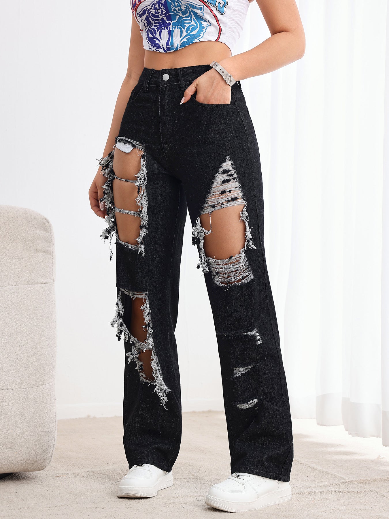 Ripped black jeans