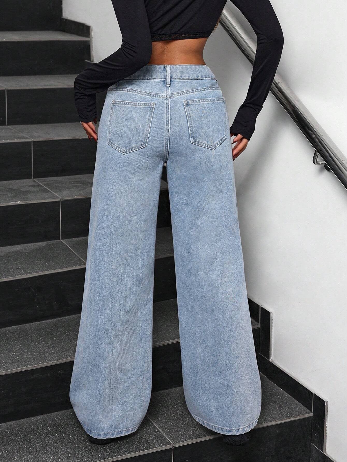 Bow jeans