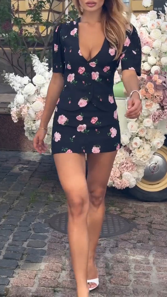 Ladies' V-neck Low Cut Printed Top+ Skirt with A Casual Temperament Suit - MATCHING MASTER