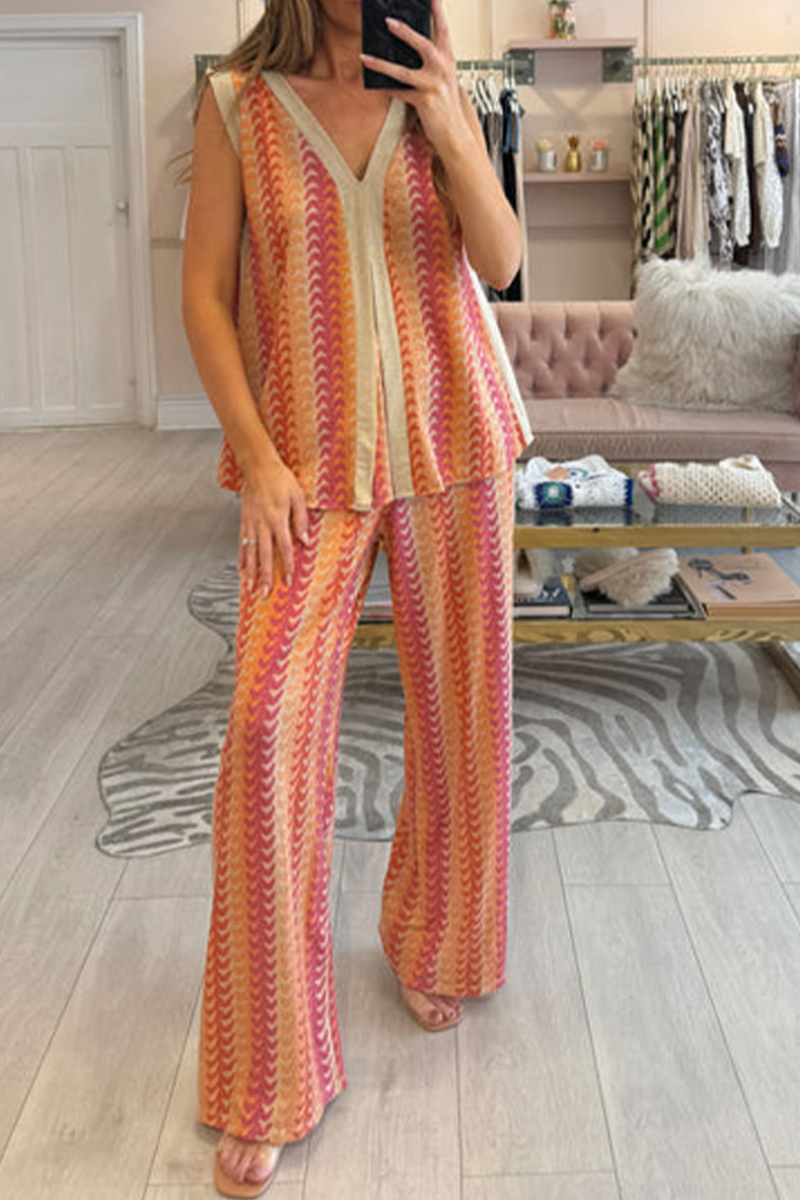 Ladies' V-neck Vertical Print Multi-color Casual Set - MATCHING MASTER