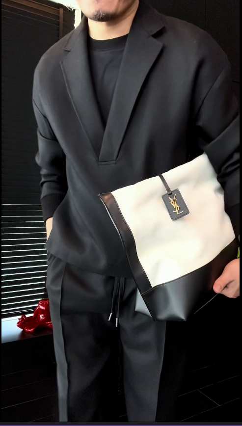 Style Meets Comfort — V-Neck Lounge Set for Every Moment - MATCHING MASTER