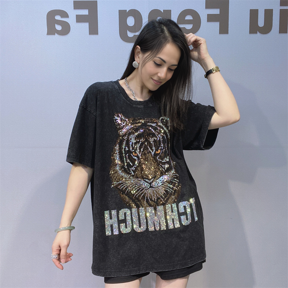 Women's Rhinestone Minnie Oversized T-Shirt - MATCHING MASTER