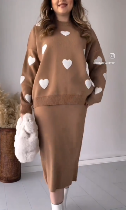 Ladies' Solid Color Hearth Embroidery Round Neck Drop Shoulder Pullover & Sweater Pants Set