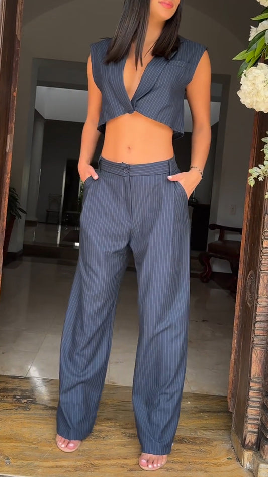 Women's Collar Vertical Stripe Low Collar Top+pants Temperament and Leisure Suit