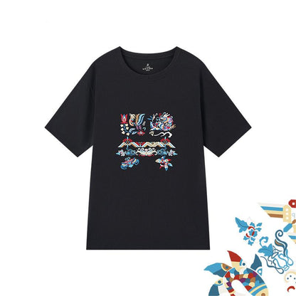 Hand-embroidered short-sleeved T-shirt