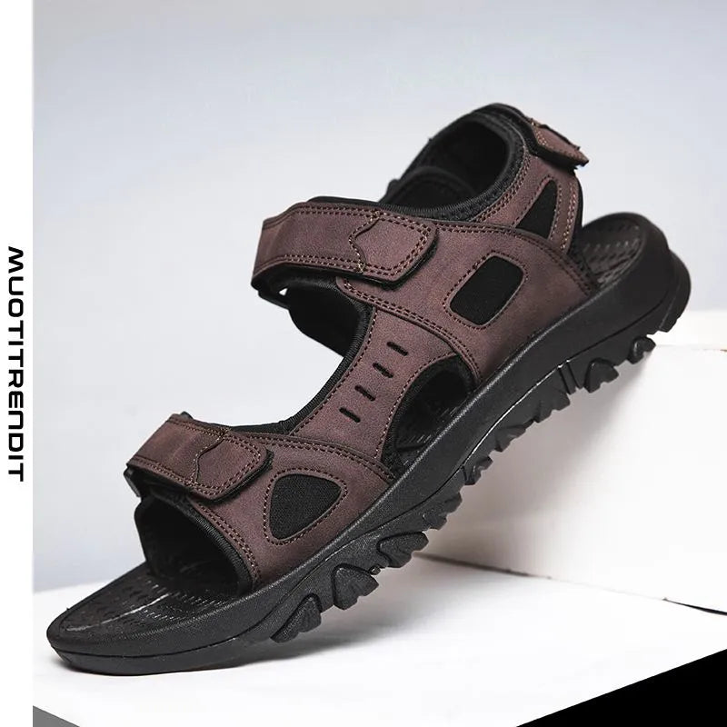 Men's Sandals Velcro Sports Trend Casual Beach Shoes