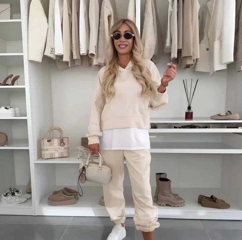 "Winter Chill" Set: Urban Coat and Casual Style - MATCHING MASTER