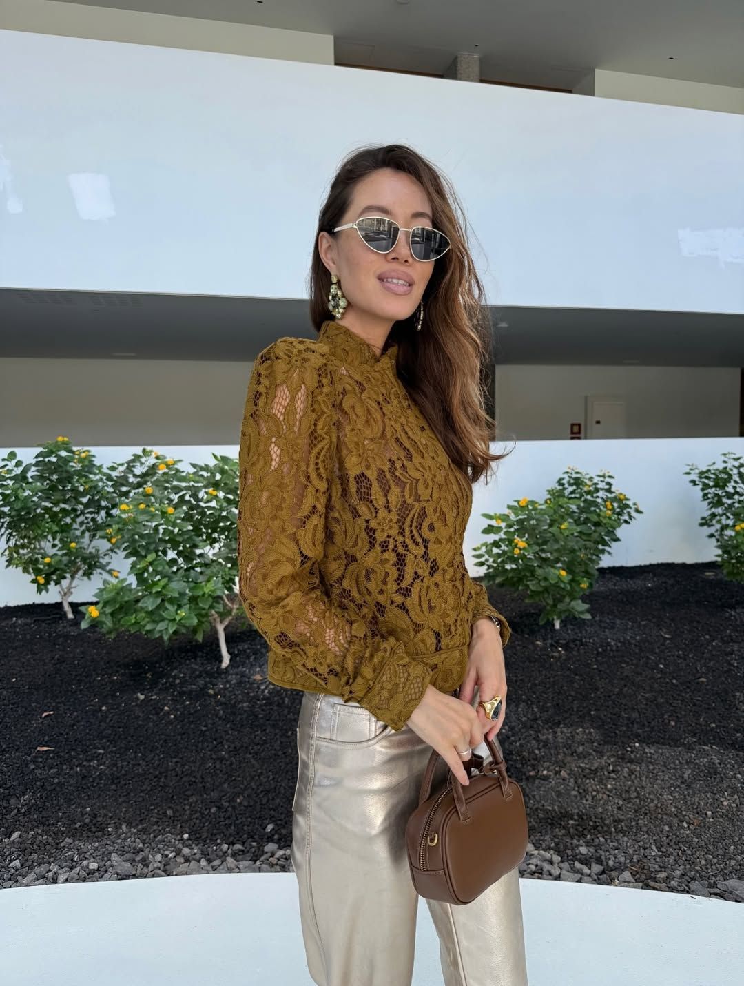 Lace round neck hollowed-out long-sleeved top