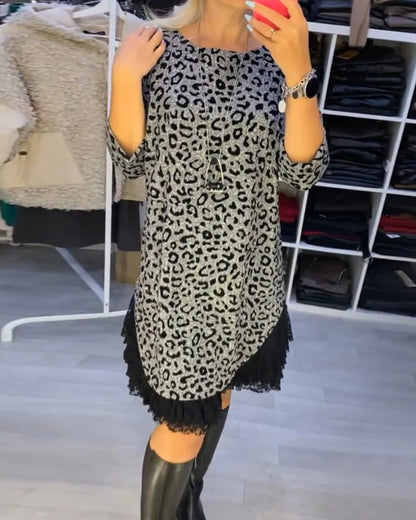 Slimming leopard print dress
