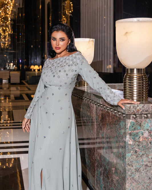 Slit skirt diamond-studded slim dress - MATCHING MASTER