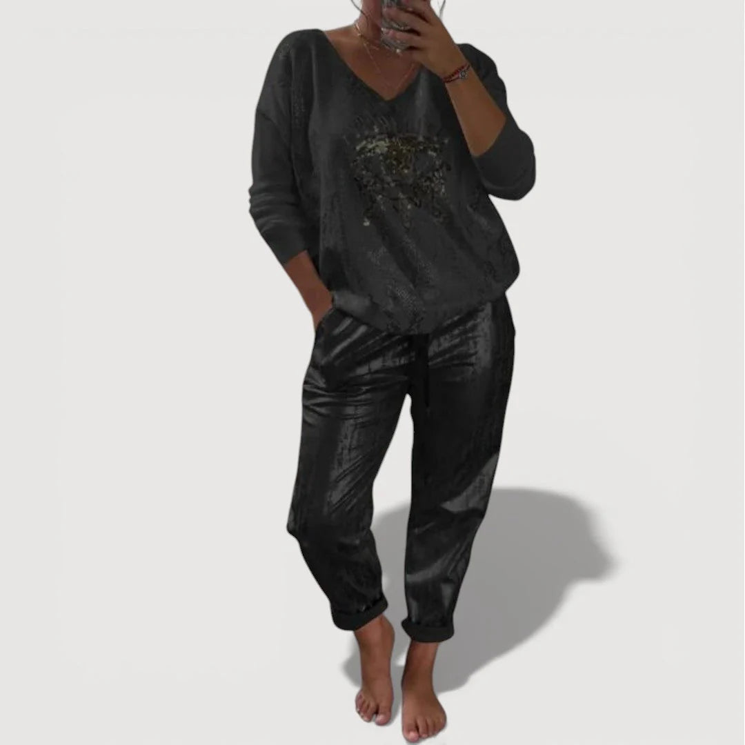 BundleWear™ Starlight Eye Set | Shimmering Graphic Sweater & Metallic Jogger Ensemble