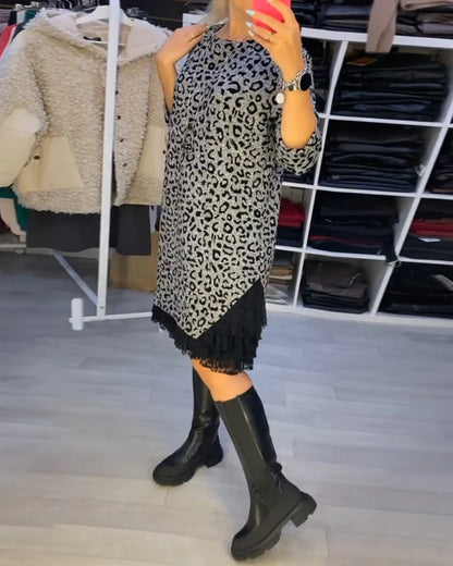 Slimming leopard print dress