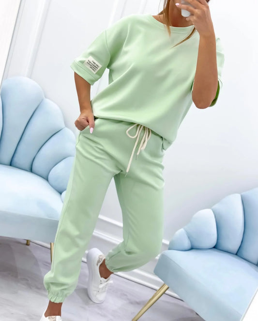 Ladies' casual set with a solid top and pants - MATCHING MASTER
