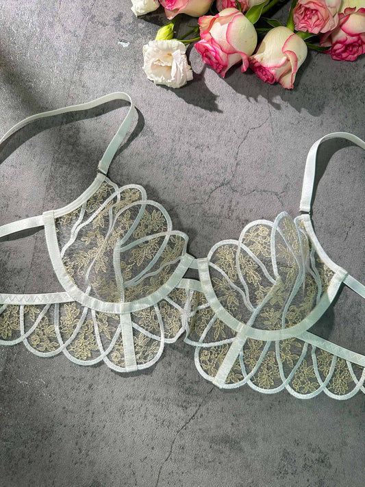 Heavenly Glow Radiance Lingerie Set - MATCHING MASTER