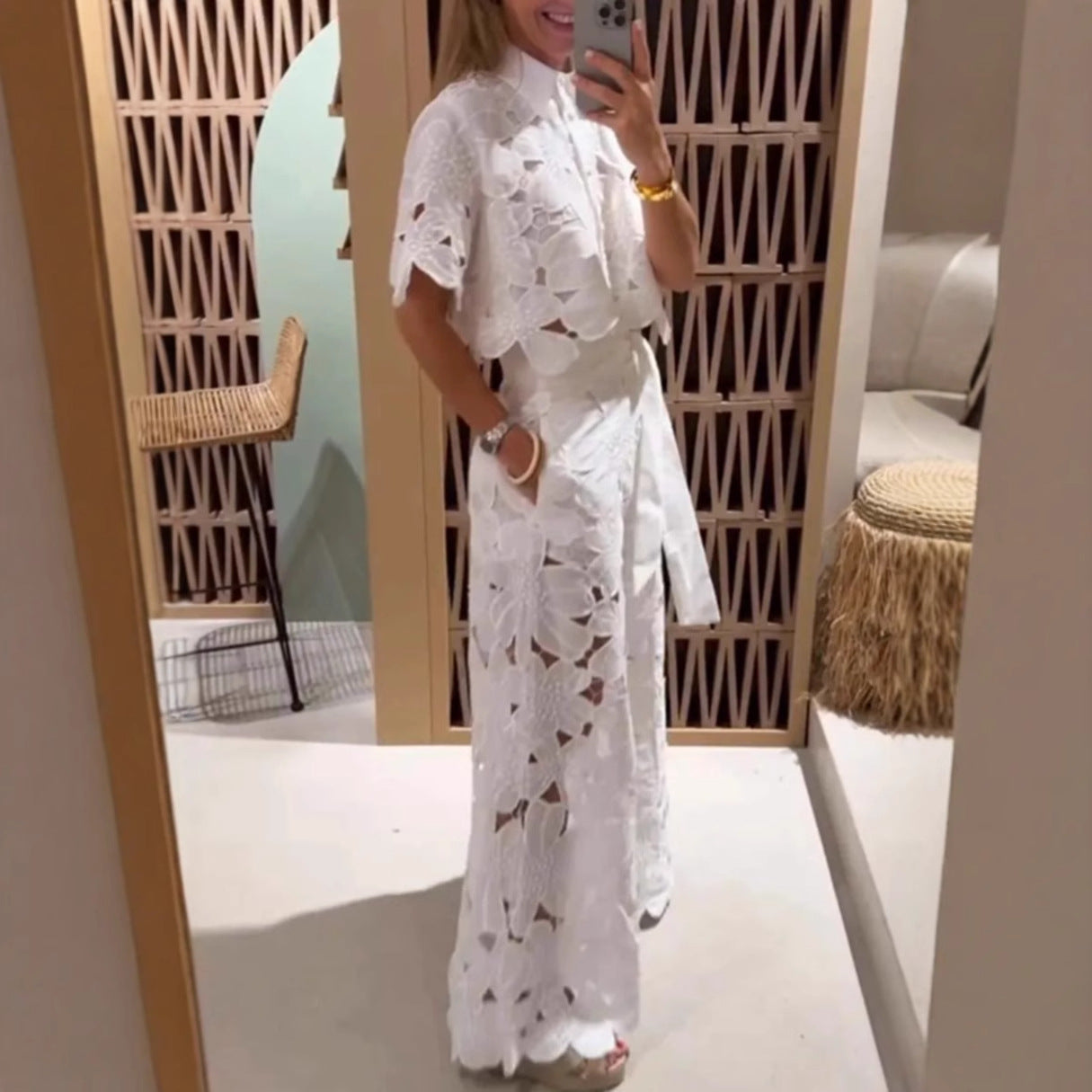 Elegant and stylish floral lace top and wide-leg pants set - MATCHING MASTER