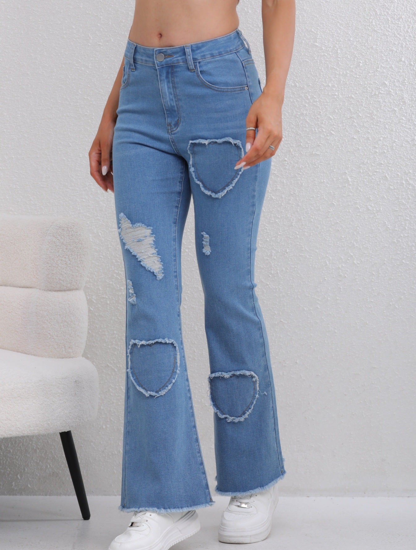 Heart pattern ripped jeans