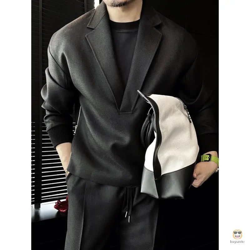 Style Meets Comfort — V-Neck Lounge Set for Every Moment