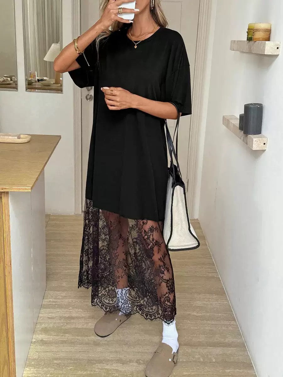 Stylish T-shirt and lace maxi skirt - MATCHING MASTER