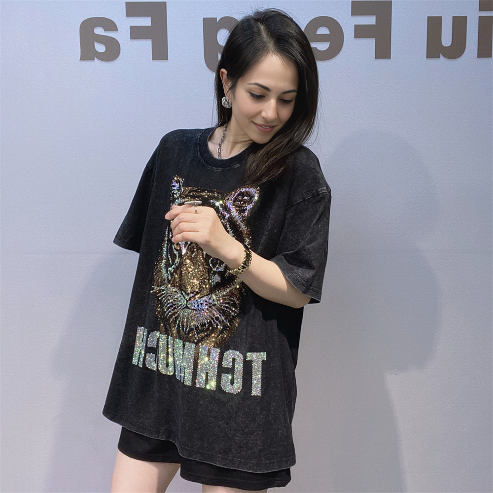 Women's Rhinestone Minnie Oversized T-Shirt - MATCHING MASTER